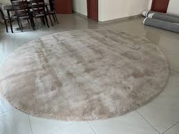 round thick beige rug carpet minimalist
