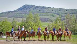 best luxury family dude ranch vacations