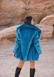 Women S Faux Fur Collared Short Coat In