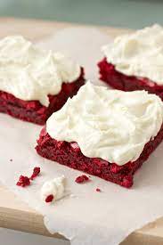 White Chocolate Red Velvet Brownies gambar png