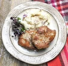 Pork chops in instant pot is such an easy recipe but it tastes amazing! The Best Instant Pot Pork Chops Made From Frozen