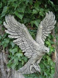 Flying Eagle Figure Concrete Eagle Tree