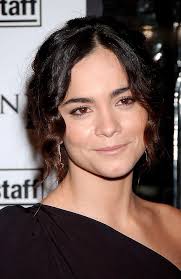 Alice braga is a brazilian actress who has appeared in such films as i am legend and predators. Alice Braga At Arrivals For Premiere Of I Am Legend Wamu Theatre At Madison Square Garden New York Ny December 11 2007 Photo By Kristin Callahaneverett Collection Celebrity Fruugo Lu