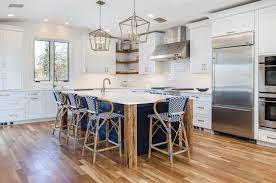 kitchen islands top the must have list