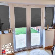 Frameless And Easy To Fit Blackout