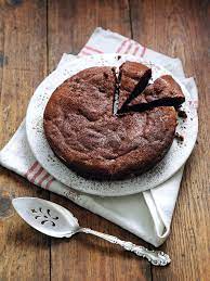 Chocolate Prune Almond Cake gambar png
