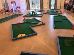 Being a rubber backed material, the course may be placed anywhere and will not damage the floor. Crazy Golf Full Kit Wooppor Com