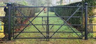 Estate Fencing Metal Field Gates