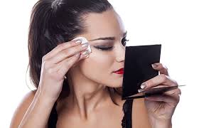 remove waterproof eyeliner safely