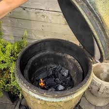 how to light a charcoal grill start