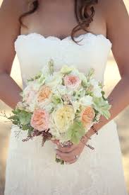 beach wedding flowers
