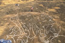 12 000 Year Old Petroglyphs In India Depict Sacred Symbols