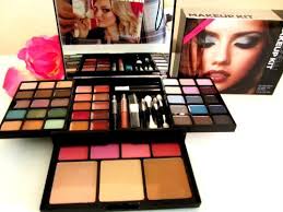 o s makeup kit