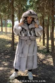 Long Luxury Blue Fox Coat Fur Coat With