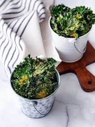 dehydrated cheesy kale chips the