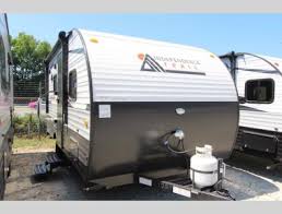 travel trailers murphy bed