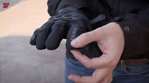 How To Choose Your Motorcycle Gloves Size Motocard
