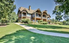 5 9 million sc lake house comes with