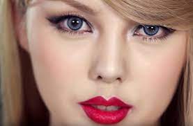 taylor swift in video tutorial