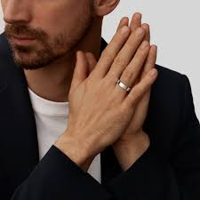 custom wedding ring for men