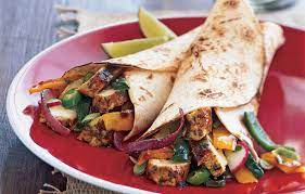 Chicken Fajitas With Grilled Onions And Bell Peppers And Serve With  gambar png