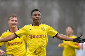 €10.00m* nov 20, 2004 in yaoundé, cameroon. Youssoufa Moukoko Is 15 Is Breaking Records With A 10m Nike Deal But Can He Star For Dortmund Daily Mail Online