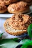 Is Panera cinnamon crunch bagel vegan?