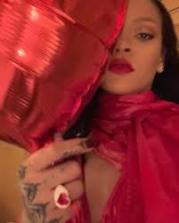 In 2020, she began dating a$ap rocky. Rihanna Celebrates 31st Birthday In Beverly Hills Without Her Boyfriend Hassan Jameel Urban Islandz