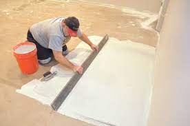 how to level a suloor before laying tile