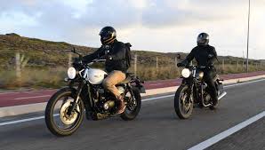 2019 triumph street twin and street