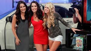 Kelly Kelly and The Bella Twins on "The Price is Right" | WWE