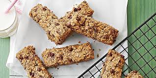 So this recipe is my attempt to recreate a yummy chocolate coconut granola and knock down some of the fat at the same time. Nutty Chocolate Granola Bars Recipe Eatingwell