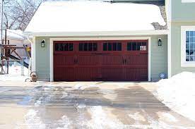 benefits of insulated garage door