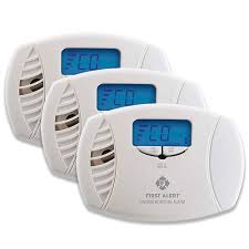Carbon monoxide alarm placement within homes. 3 Pack Bundle Of Plug In Co Alarm Backlit Digital Display First Alert Store