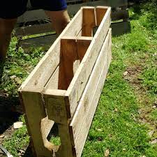 make a pallet planter for small es