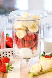 strawberry banana smoothie spend with