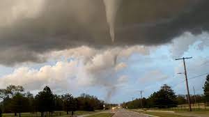 Andover Kansas tornado: Dozens of ...