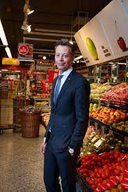 Ook Dirk van den Broek begint kleine stadswinkels | Het Parool