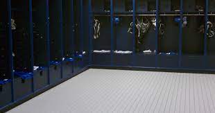locker room flooring mateflex