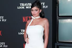 Kylie kristen jenner was born on august 10, 1997, in california and is an american model, socialite, fashion designer and reality tv star with few if any peers. Kylie Jenner Shuts Down Body Shamers Who Said She Looked Better Before Giving Birth The Independent The Independent