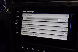 The ivi can be described as a combination of vehicle systems which are used to deliver entertainment and information to the driver. E Golf Touch Das Kann Vws Neues Modulares Infotainment System