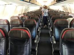 american main cabin extra 757 200 v1
