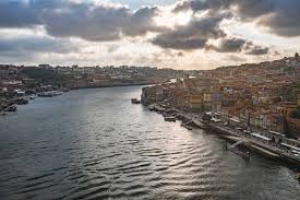 Porto was one of the last undiscovered european metropolises, but, thanks to direct flights from new york and numerous connections to and from the rest of europe, it is now a popular city break destination. Porto Sehenswurdigkeiten Alles Fur Einen Tag Porto Trekkinglife