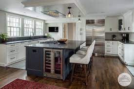 3 custom kitchen island ideas for your
