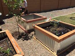 how to make diy raised garden beds with