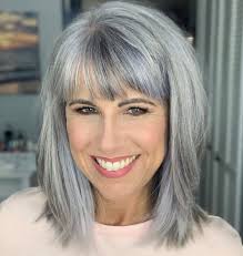 Shoulder length is the best and provides you with the beauty of the two worlds; 15 Youthful Medium Length Hairstyles For Women Over 50