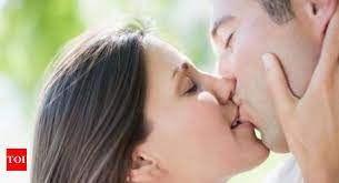 how to kiss 23 diffe ways to kiss