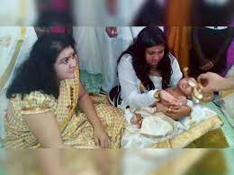 Urvashi shower celebrated her second baby shower with her litlle daughter samaira and husband sachiin joshi. Urvashi Second Wedding Kunjatta Part Of Urvashi S Son S Choroonu Malayalam Movie News Times Of India
