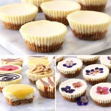 mini cheesecakes served plain or with