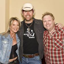 Toby Keith Celebrates Two Chart Toppers With Bmi March 2009